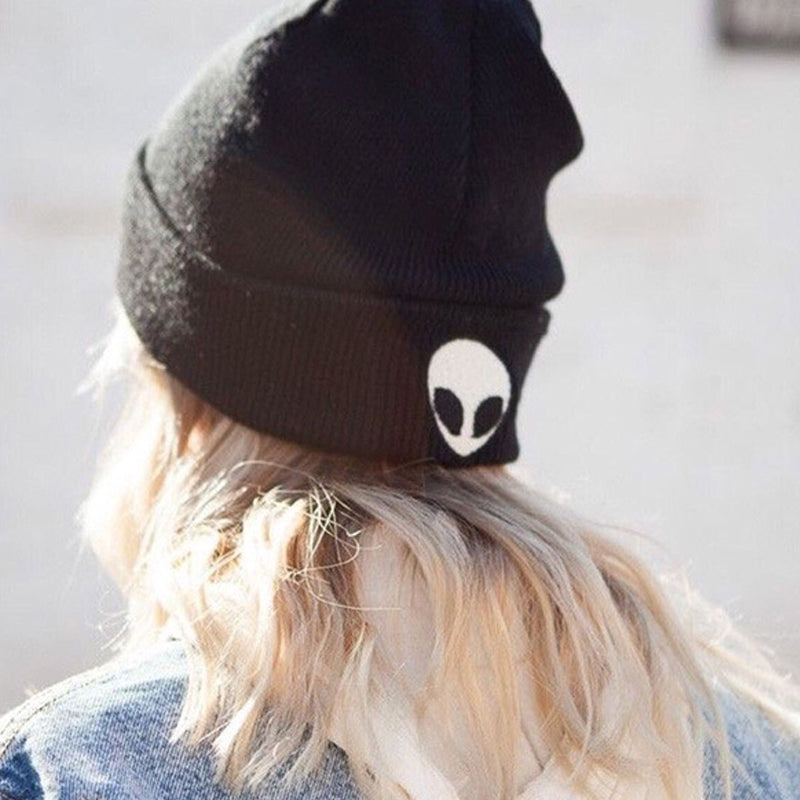 Aliens Bonnet Saucer